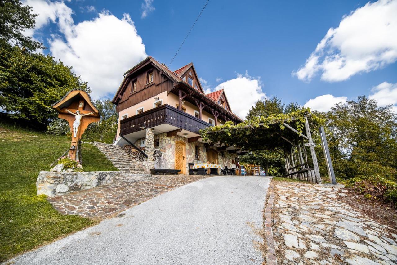 Authentic Countryside Villa With Hot Tub Veliki Kamen Εξωτερικό φωτογραφία