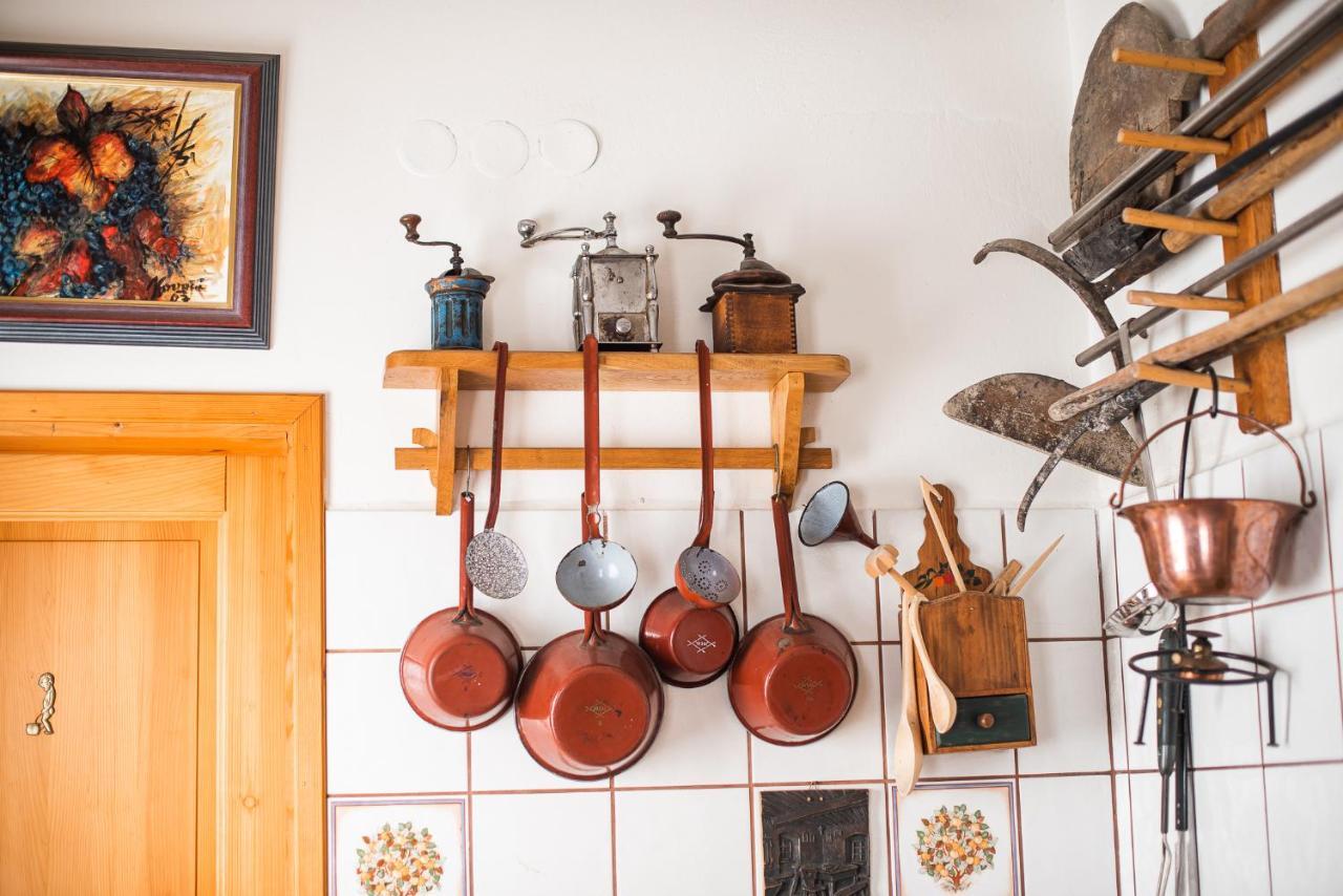 Authentic Countryside Villa With Hot Tub Veliki Kamen Δωμάτιο φωτογραφία